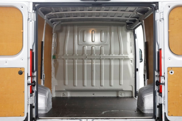 Fiat Ducato 30 2.3 MultiJet 120pk L2H1 Airco/Navi/Camera 01-2021