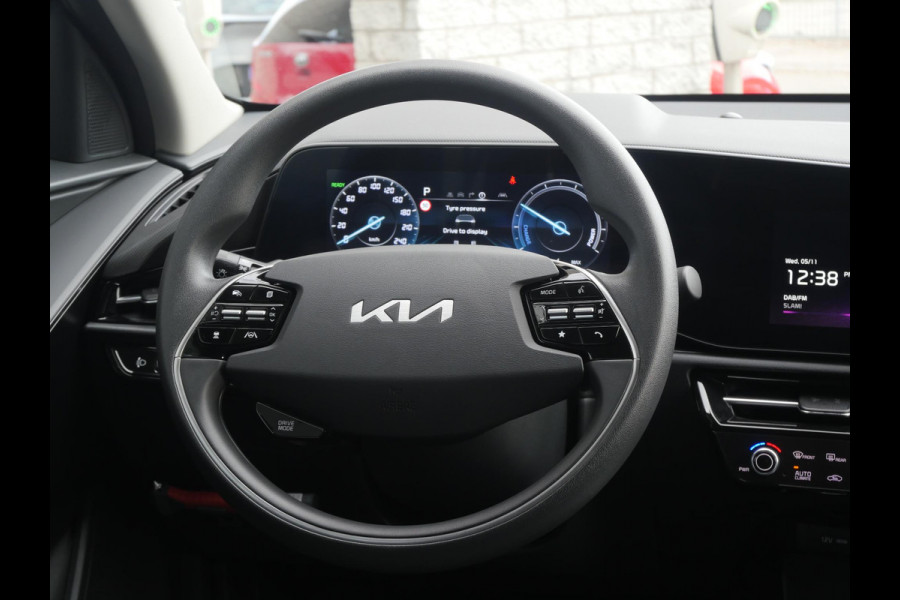 Kia Niro EV Light Edition 64.8 kWh | Climate Control | Cruise | Camera | Navigatie |