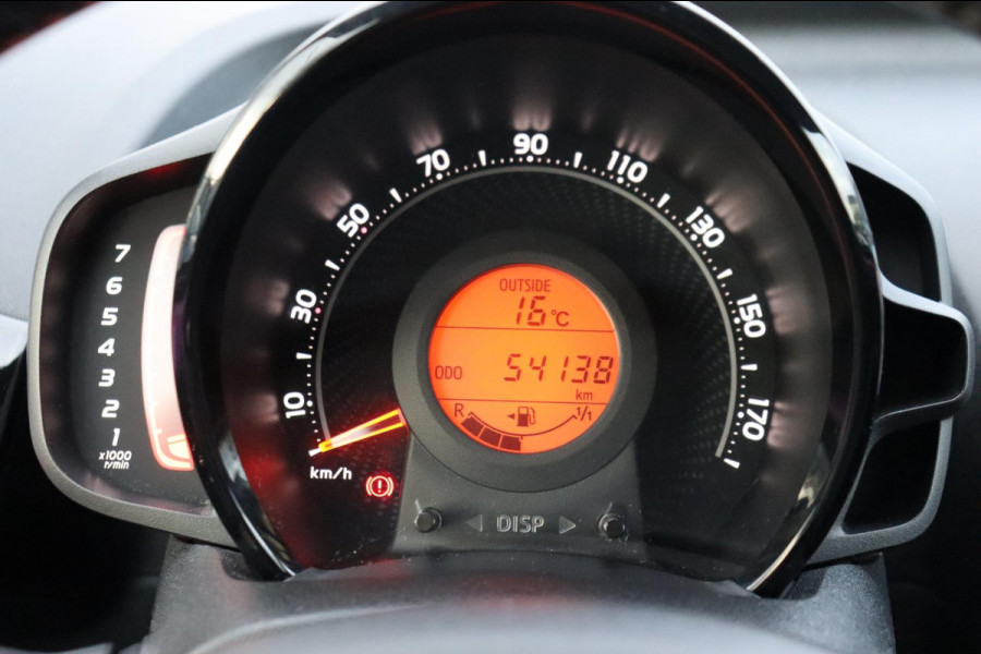 Toyota Aygo 1.0 VVT-i x-cite org.NL a.camera afn.trekhaak