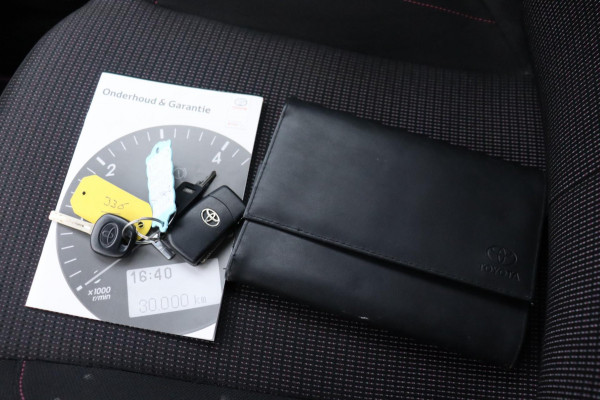 Toyota Aygo 1.0 VVT-i x-cite org.NL a.camera afn.trekhaak