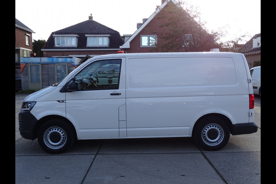 Volkswagen Transporter Euro 6 | Sortimo inrichting + stroom