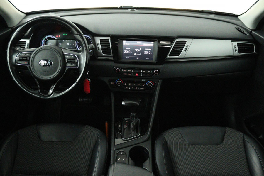 Kia Niro 1.6 GDi Hybrid Edition (PANORAMADAK, STOEL/STUUR VERWARMING, ACHTERUITRIJCAMERA, NAVIGATIE, PARKEERSENSOREN)