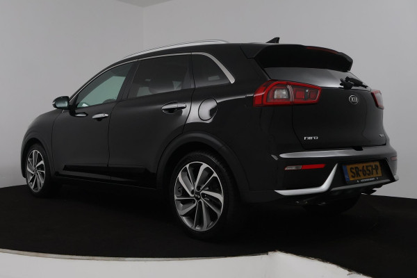 Kia Niro 1.6 GDi Hybrid Edition (PANORAMADAK, STOEL/STUUR VERWARMING, ACHTERUITRIJCAMERA, NAVIGATIE, PARKEERSENSOREN)