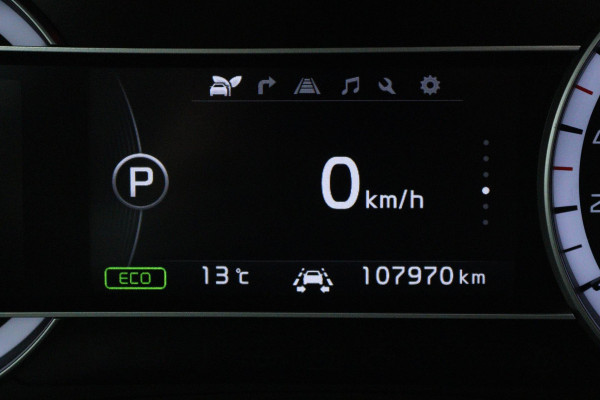 Kia Niro 1.6 GDi Hybrid Edition (PANORAMADAK, STOEL/STUUR VERWARMING, ACHTERUITRIJCAMERA, NAVIGATIE, PARKEERSENSOREN)