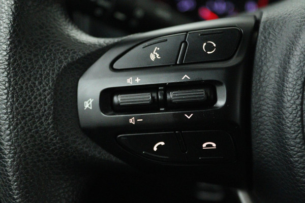Kia Picanto 1.0 CVVT ComfortPlusLine Navigator (NAVIGATIE, ACHTERUITRIJCAMERA, BLUETOOTH)