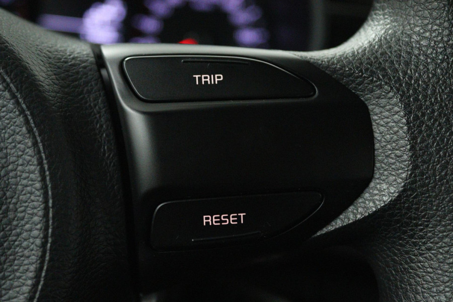 Kia Picanto 1.0 CVVT ComfortPlusLine Navigator (NAVIGATIE, ACHTERUITRIJCAMERA, BLUETOOTH)