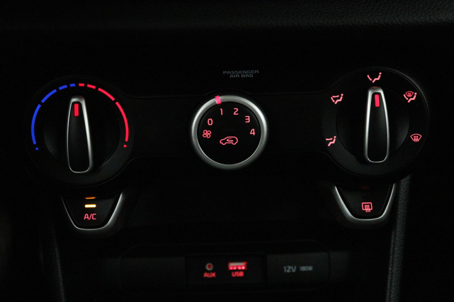 Kia Picanto 1.0 CVVT ComfortPlusLine Navigator (NAVIGATIE, ACHTERUITRIJCAMERA, BLUETOOTH)