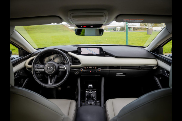 Mazda 3 2.0 e-SkyActiv-X M Hybrid 180 Luxury Leder|HeadUp display