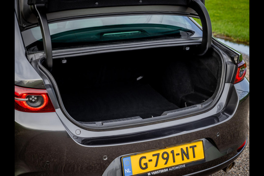 Mazda 3 2.0 e-SkyActiv-X M Hybrid 180 Luxury Leder|HeadUp display