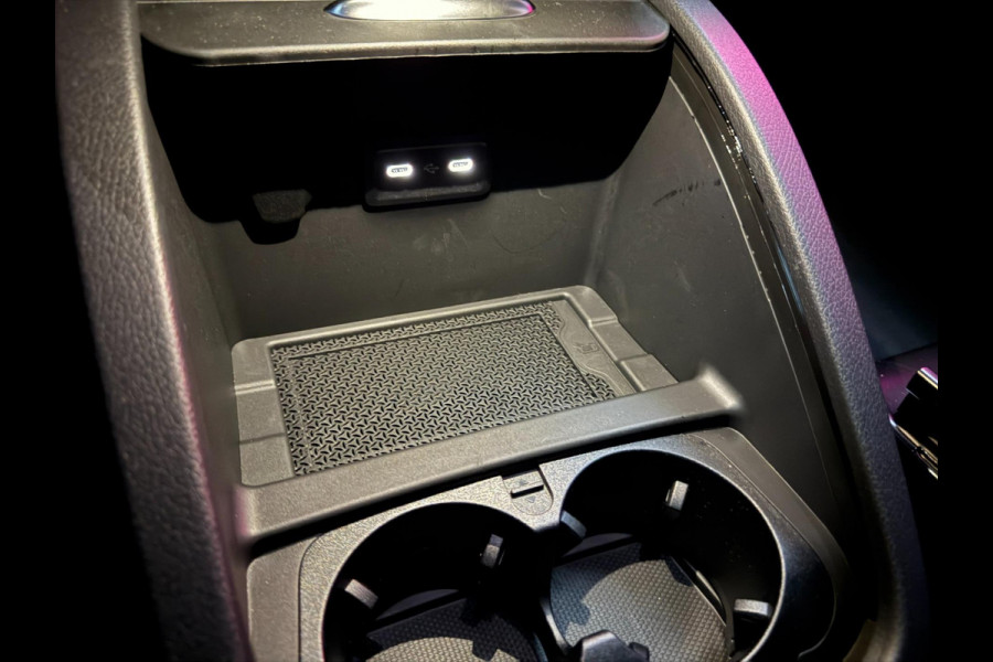 Mercedes-Benz Eqv 300 L2 - 8-pers AMG Facelift - Inter. & Exterieur pakket - 360 - Vol Opties - Incl. Garantie