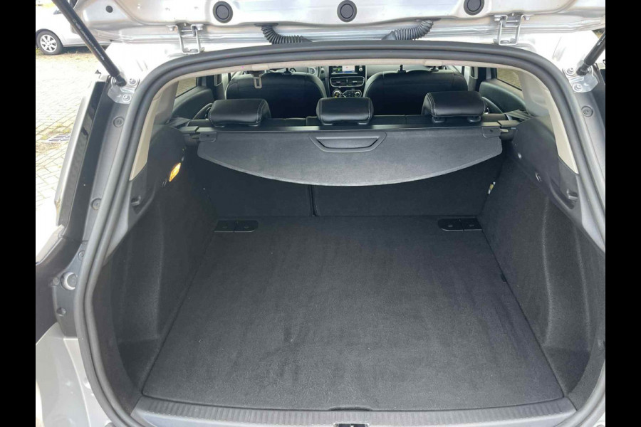 Renault Clio Estate 1.2 TCe Bose / stoelverwarming / camera