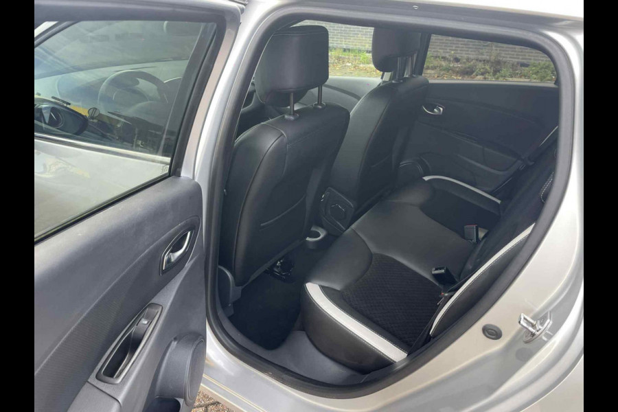 Renault Clio Estate 1.2 TCe Bose / stoelverwarming / camera