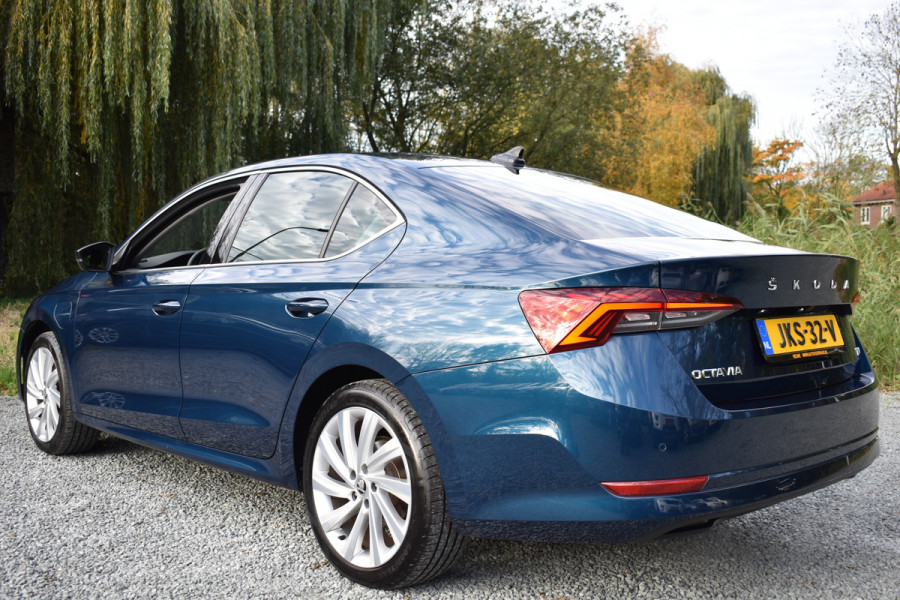 Škoda Octavia TSI iV PHEV 204PK DSG HYBRID BUSINESS CAMERA/NAVI/VIRTUAL