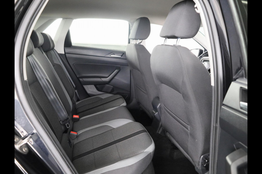 Volkswagen Polo 1.0 TSI Highline 95 pk Automaat (DSG) | Navigatie | Parkeersensoren | Autom. airco | Adaptieve cruise control | Apple Carplay/Android Auto |
