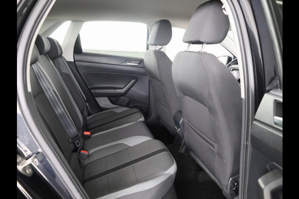 Volkswagen Polo 1.0 TSI Highline 95 pk Automaat (DSG) | Navigatie | Parkeersensoren | Autom. airco | Adaptieve cruise control | Apple Carplay/Android Auto |