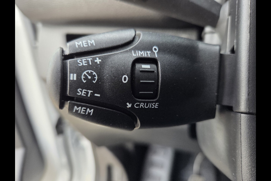 Peugeot Expert / Opel Vivaro 2.0 CDTI 144Pk 5 persoon Dubbel Cabine Airco Navigatie Achteruitrijcamera DC