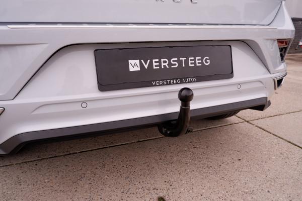 Volkswagen T-Roc 1.5 TSI Sport Business 2x R-Line LED | Trekhaak | Carplay | Camera | Virtual Cockpit | Navi | PDC