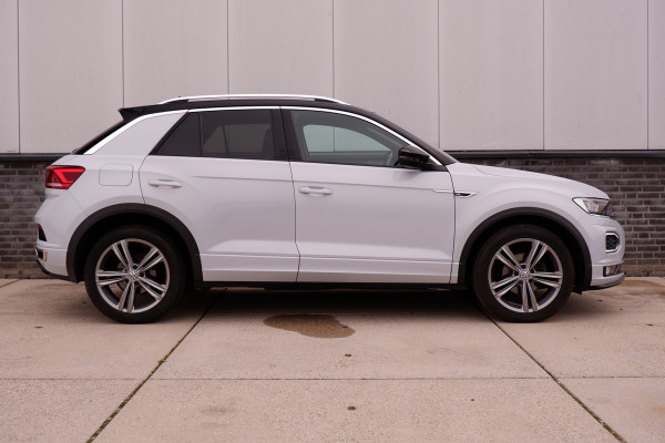 Volkswagen T-Roc 1.5 TSI Sport Business 2x R-Line LED | Trekhaak | Carplay | Camera | Virtual Cockpit | Navi | PDC