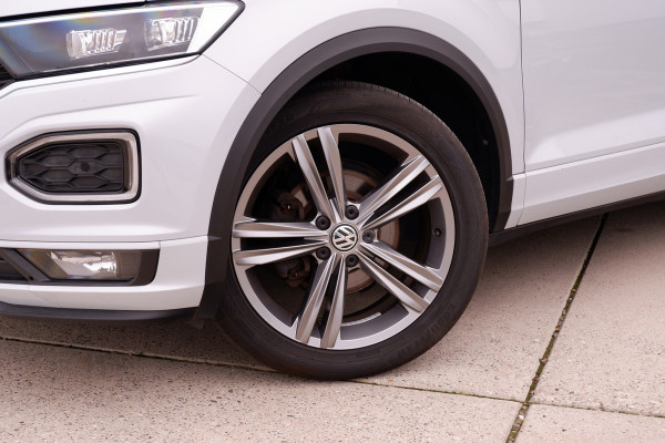 Volkswagen T-Roc 1.5 TSI Sport Business 2x R-Line LED | Trekhaak | Carplay | Camera | Virtual Cockpit | Navi | PDC