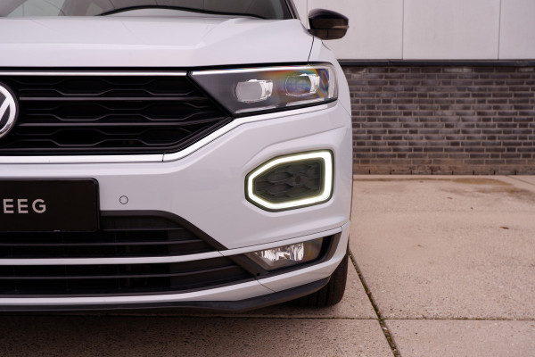 Volkswagen T-Roc 1.5 TSI Sport Business 2x R-Line LED | Trekhaak | Carplay | Camera | Virtual Cockpit | Navi | PDC