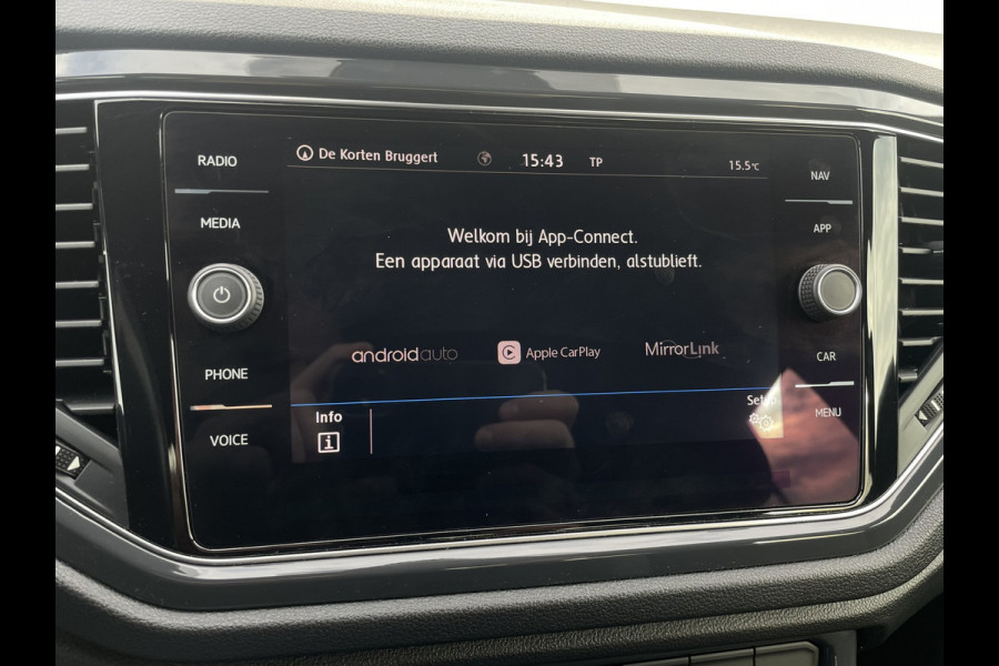 Volkswagen T-Roc 1.5 TSI Sport Business 2x R-Line LED | Trekhaak | Carplay | Camera | Virtual Cockpit | Navi | PDC