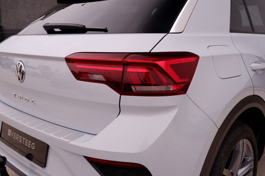 Volkswagen T-Roc 1.5 TSI Sport Business 2x R-Line LED | Trekhaak | Carplay | Camera | Virtual Cockpit | Navi | PDC