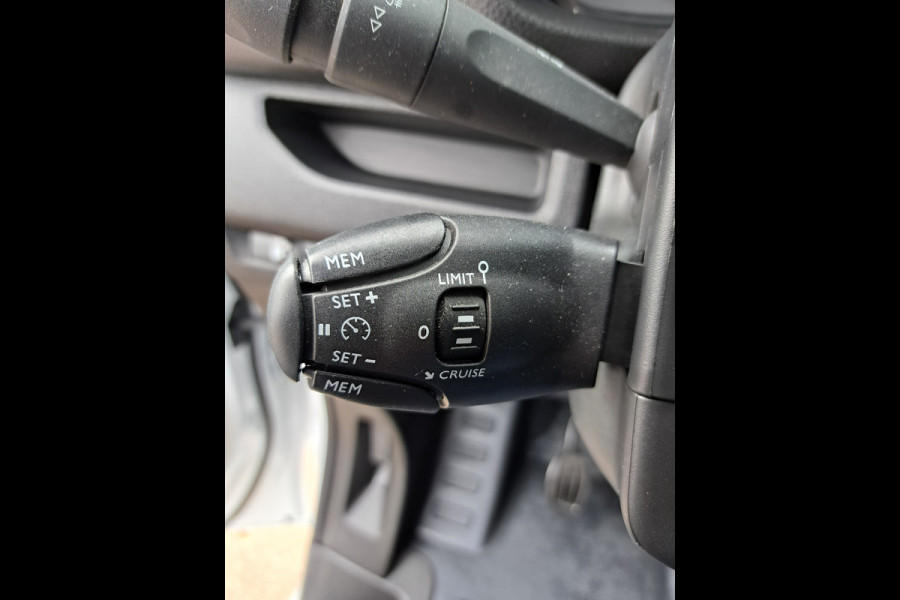 Citroën Jumpy / Opel Vivaro 2.0 CDTI 144Pk 5 persoon Dubbel Cabine Airco Navigatie Achteruitrijcamera DC
