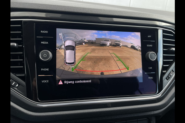 Volkswagen T-Roc 1.5 TSI Sport LED | Trekhaak | Carplay | Camera | Virtual Cockpit | PDC