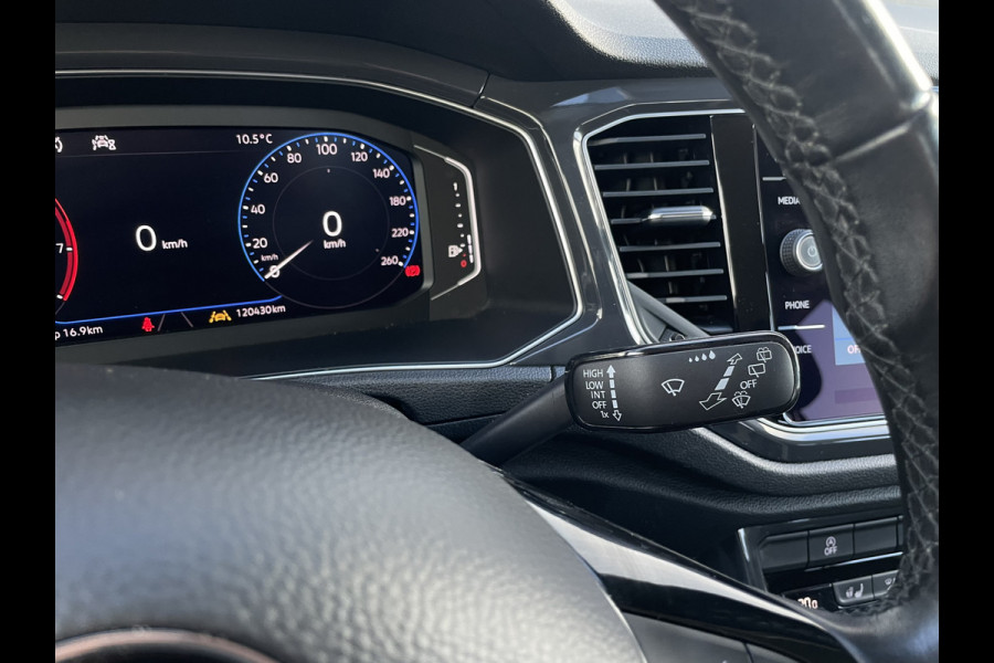 Volkswagen T-Roc 1.5 TSI Sport LED | Trekhaak | Carplay | Camera | Virtual Cockpit | PDC