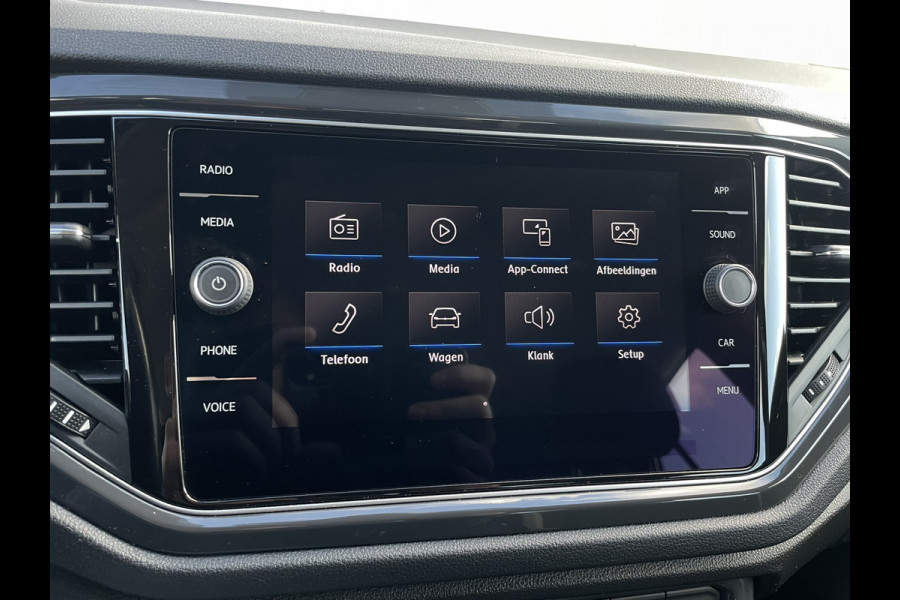 Volkswagen T-Roc 1.5 TSI Sport LED | Trekhaak | Carplay | Camera | Virtual Cockpit | PDC