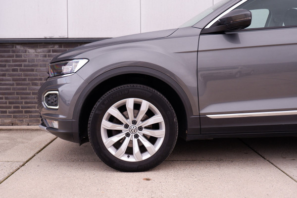Volkswagen T-Roc 1.5 TSI Sport LED | Trekhaak | Carplay | Camera | Virtual Cockpit | PDC