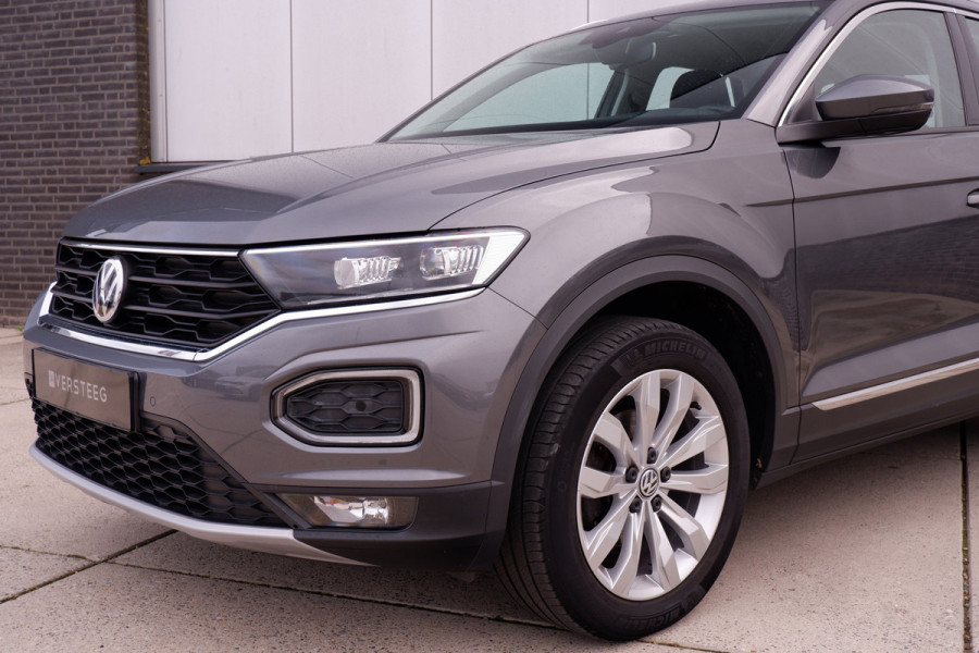 Volkswagen T-Roc 1.5 TSI Sport LED | Trekhaak | Carplay | Camera | Virtual Cockpit | PDC