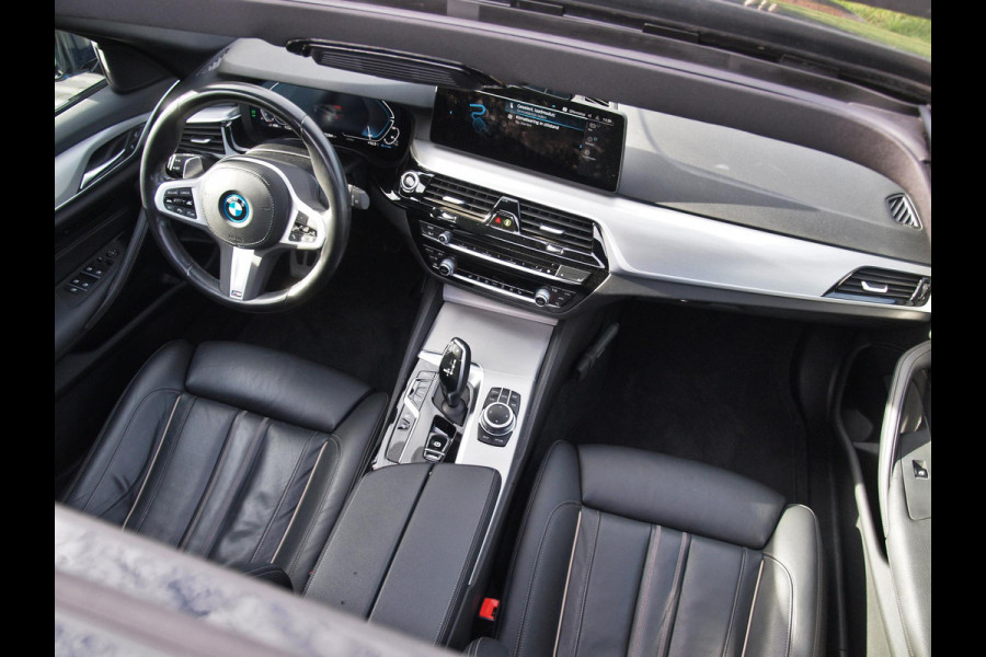 BMW 5 Serie Touring 530e xDrive Business Edition Plus | M-Pakket | Laser Led | Head-up display | Camera  NL-Auto |