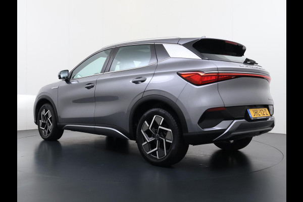 BYD ATTO 3 Comfort 60 kWh PANO| STOELVERW.| FABR. GARANTIE T/M 2029 | AANDRIJFLIJN EN ACCU ZELFS T/M 2031 | BTW VERREKENBAAR