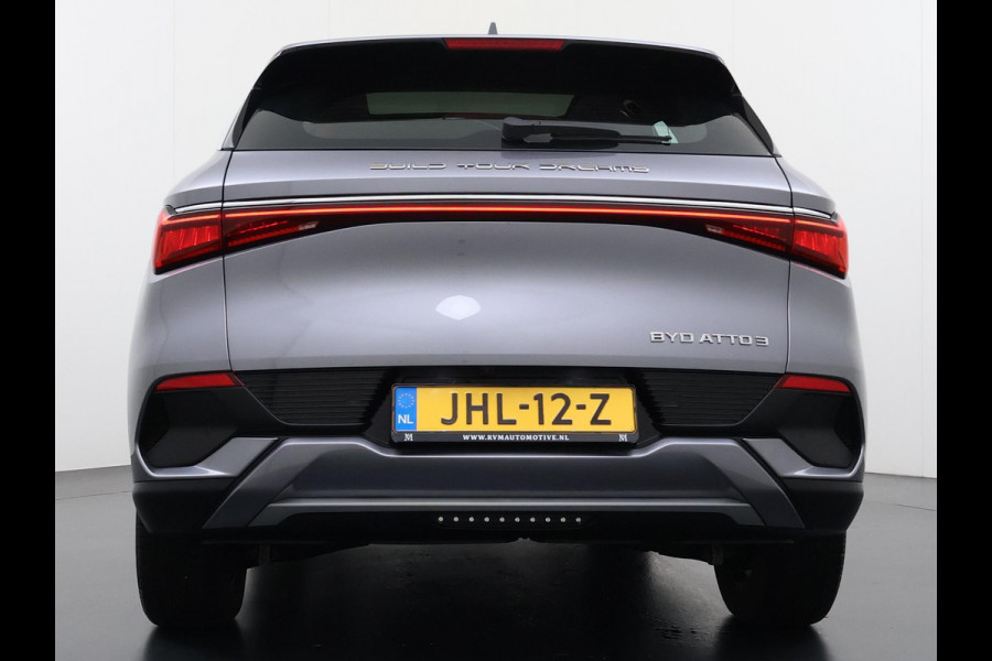 BYD ATTO 3 Comfort 60 kWh PANO| STOELVERW.| FABR. GARANTIE T/M 2029 | AANDRIJFLIJN EN ACCU ZELFS T/M 2031 | BTW VERREKENBAAR