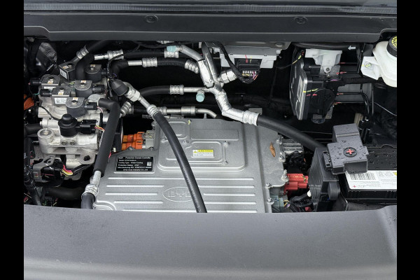 BYD ATTO 3 Comfort 60 kWh PANO| STOELVERW.| FABR. GARANTIE T/M 2029 | AANDRIJFLIJN EN ACCU ZELFS T/M 2031 | BTW VERREKENBAAR