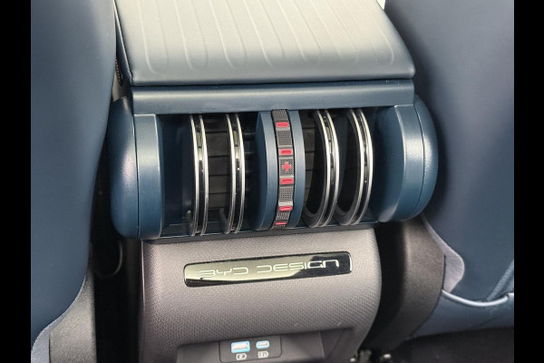 BYD ATTO 3 Comfort 60 kWh PANO| STOELVERW.| FABR. GARANTIE T/M 2029 | AANDRIJFLIJN EN ACCU ZELFS T/M 2031 | BTW VERREKENBAAR