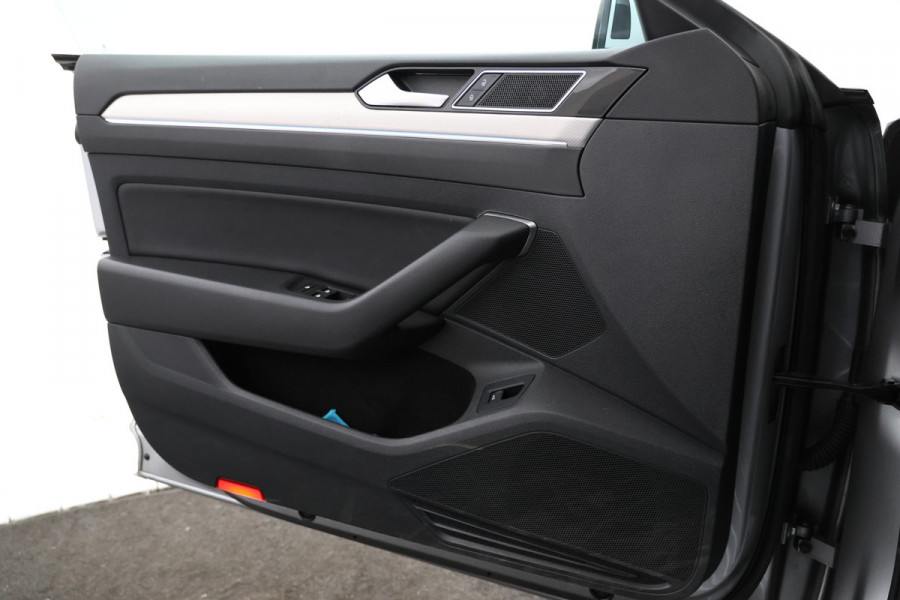 Volkswagen Arteon 2.0 TSI Business R Exclusive Nieuwstaat! 2.Panorama, Navigatie, Climate,