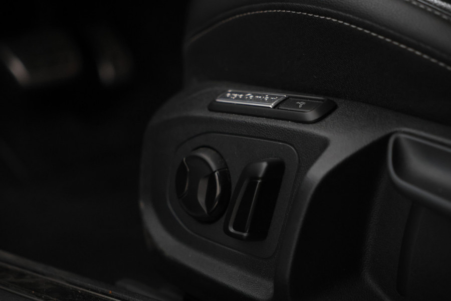 Volkswagen Arteon 2.0 TSI Business R Exclusive Nieuwstaat! 2.Panorama, Navigatie, Climate,