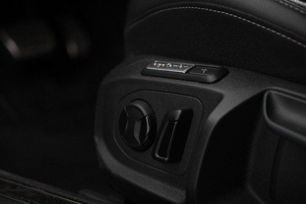 Volkswagen Arteon 2.0 TSI Business R Exclusive Nieuwstaat! 2.Panorama, Navigatie, Climate,