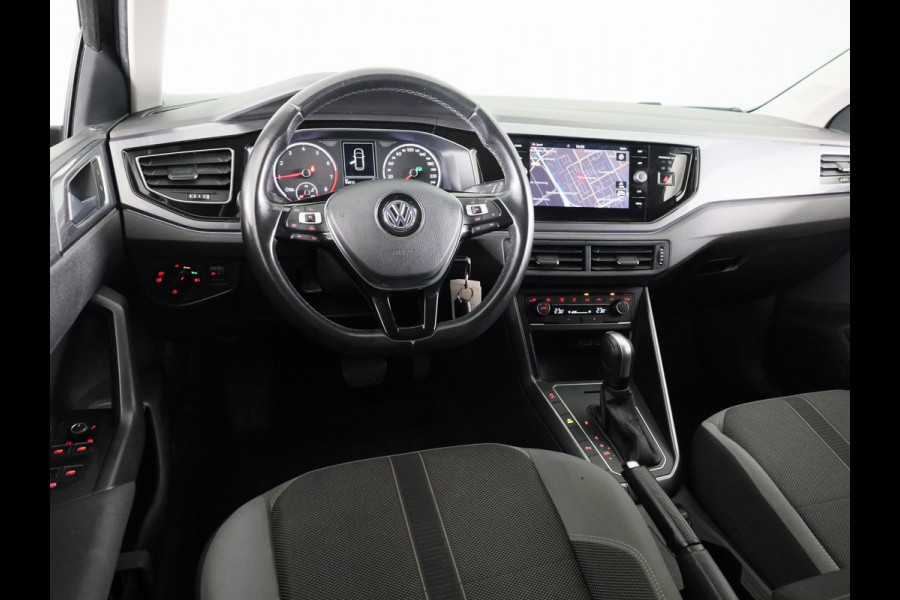 Volkswagen Polo 1.0 TSI Highline 95 pk Automaat (DSG) | Navigatie | Parkeersensoren | Autom. airco | Adaptieve cruise control | Apple Carplay/Android Auto |