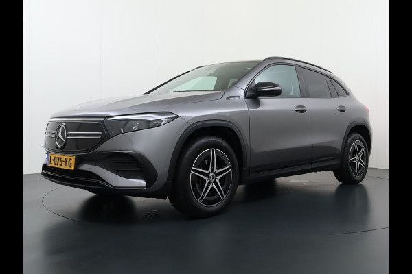 Mercedes-Benz EQA 250 AMG 67kWh Apple Carplay Android Auto Pano-/Schuif-Dak Leer/Alcantara Advanced LED-High-Performance Camera Navi+10" Connect D 191pk AUT. Night-pakket Connect-20 DAB Actieve park-assist+Rem-assistent Adaptive-Gr-licht Stoelverwarming Elek.Achterklep DAB High Perf.-LED  Keyless Business Solution 11kw-AC 1e Eigenaar Origineel Nederlandse Auto S.O.H. 91% 750kg Trekvermogen