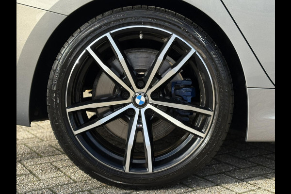 BMW 3-serie 330i High Executive Edition | M Sport | Pano, Leder, Navi, Stoelverw., PDC, Cruise, Climate | Dealeroh. | Individual |