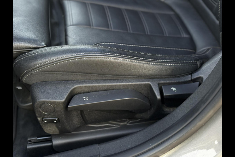 BMW 3-serie 330i High Executive Edition | M Sport | Pano, Leder, Navi, Stoelverw., PDC, Cruise, Climate | Dealeroh. | Individual |