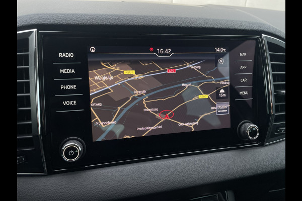 Škoda Karoq 1.5 TSI ACT Style | LED | Elek. Trekhaak | Navi | Carplay | Camera | Virtual Cockpit