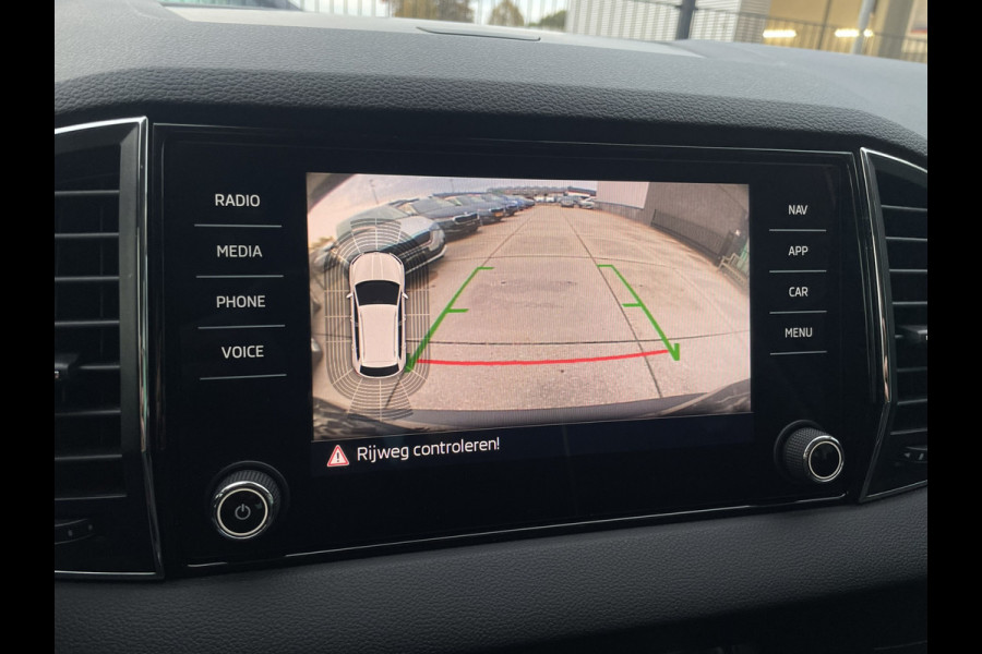 Škoda Karoq 1.5 TSI ACT Style | LED | Elek. Trekhaak | Navi | Carplay | Camera | Virtual Cockpit