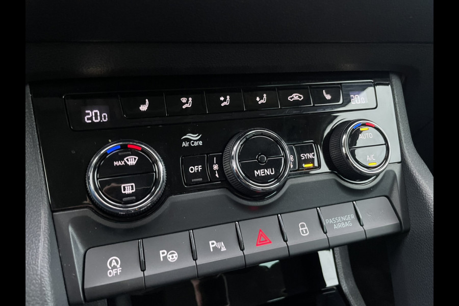 Škoda Karoq 1.5 TSI ACT Style | LED | Elek. Trekhaak | Navi | Carplay | Camera | Virtual Cockpit