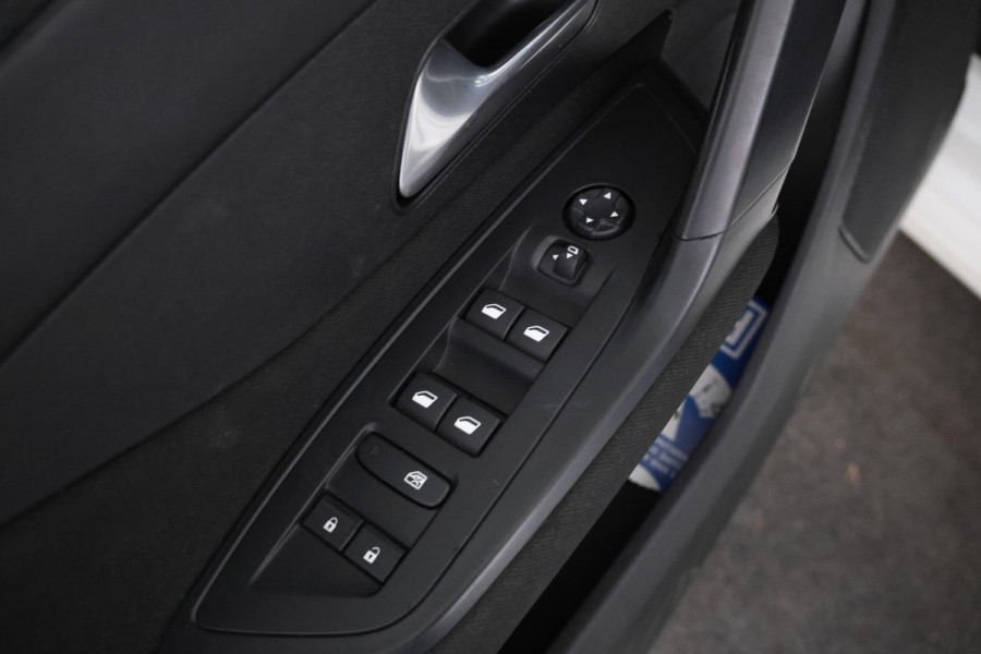 Peugeot 308 1.2 PureTech Active Pack Business Digital Dash, Navigatie, Automaat