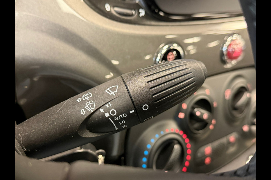 Fiat 500 1.0 Hybrid Dolcevita AIRCO PANORAMADAK BLUETOOTH START/STOP USB