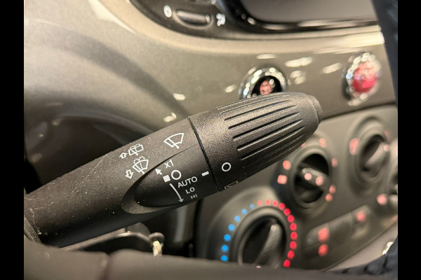 Fiat 500 1.0 Hybrid Dolcevita AIRCO PANORAMADAK BLUETOOTH START/STOP USB
